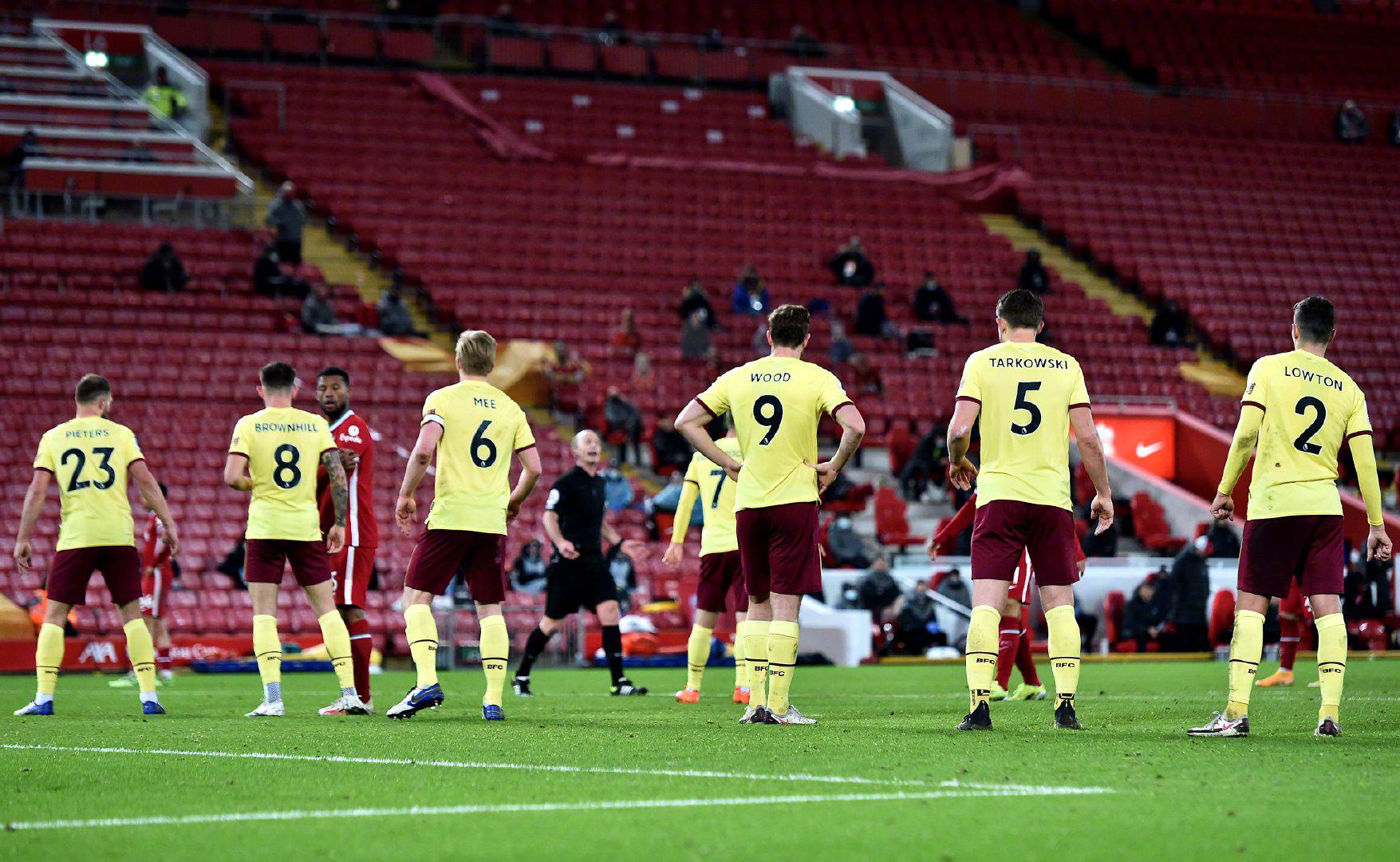 是简单的杠 是简单的杠